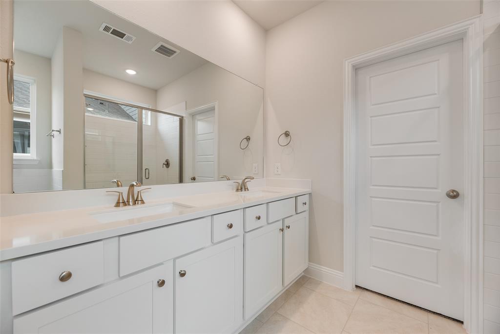 529 Marcus Lane Crowley, TX 76036 - Photo 11 of 32