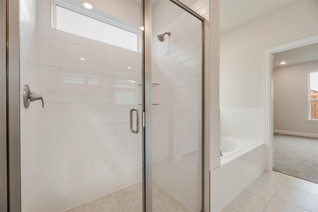 529 Marcus Lane Crowley, TX 76036 - Photo 12 of 32