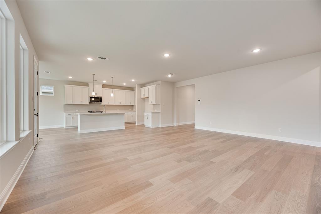 529 Marcus Lane Crowley, TX 76036 - Photo 9 of 32