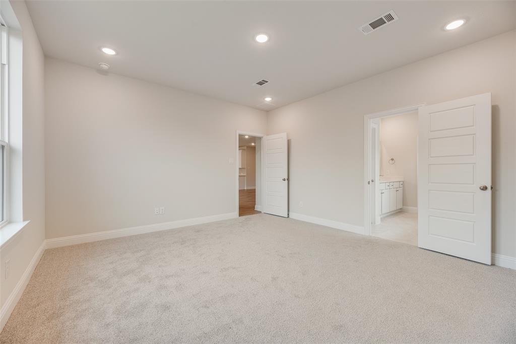 529 Marcus Lane Crowley, TX 76036 - Photo 10 of 32