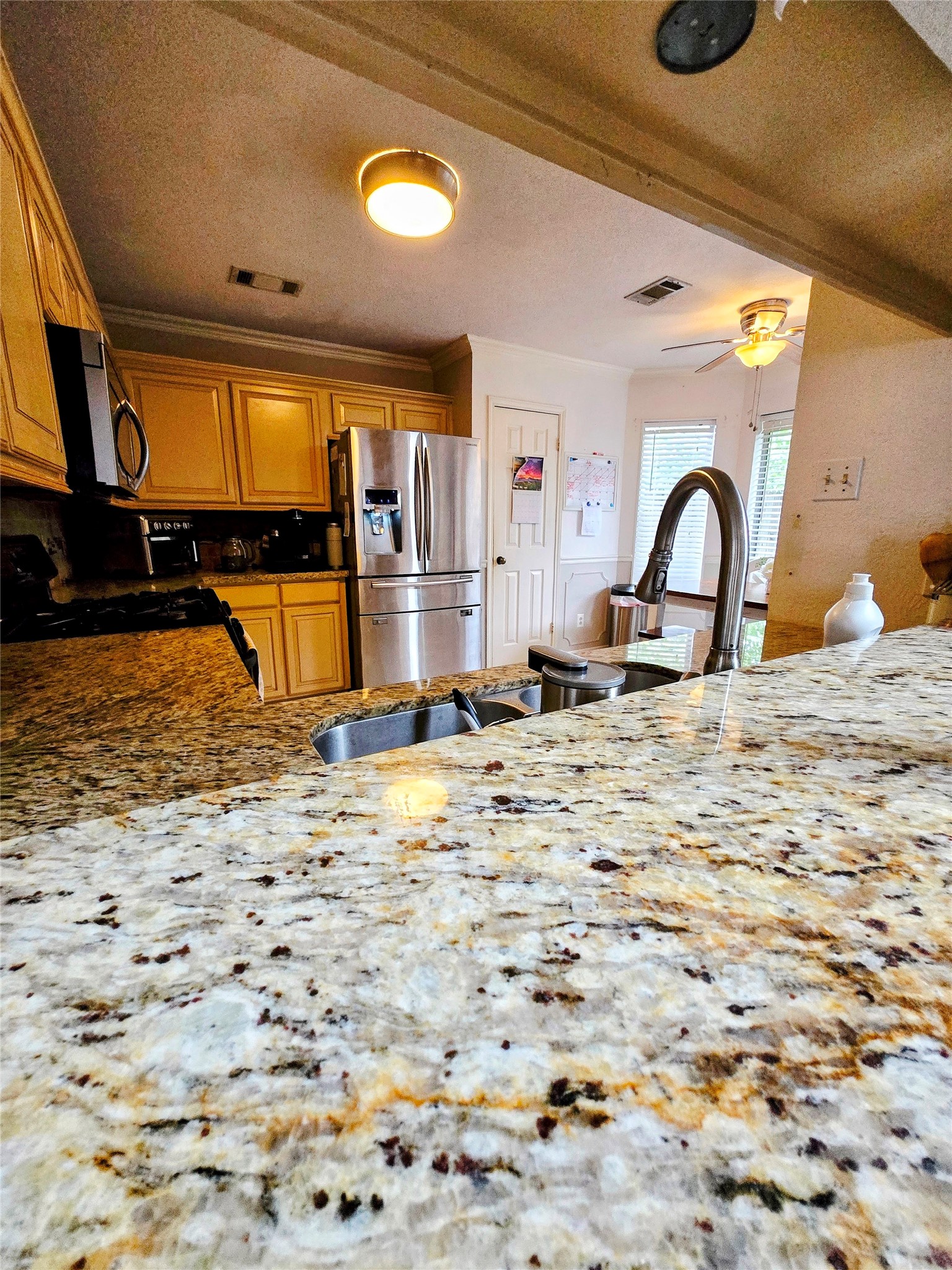 1015 Green Meadow Street Beaumont, TX 77706 - Photo 12 of 32