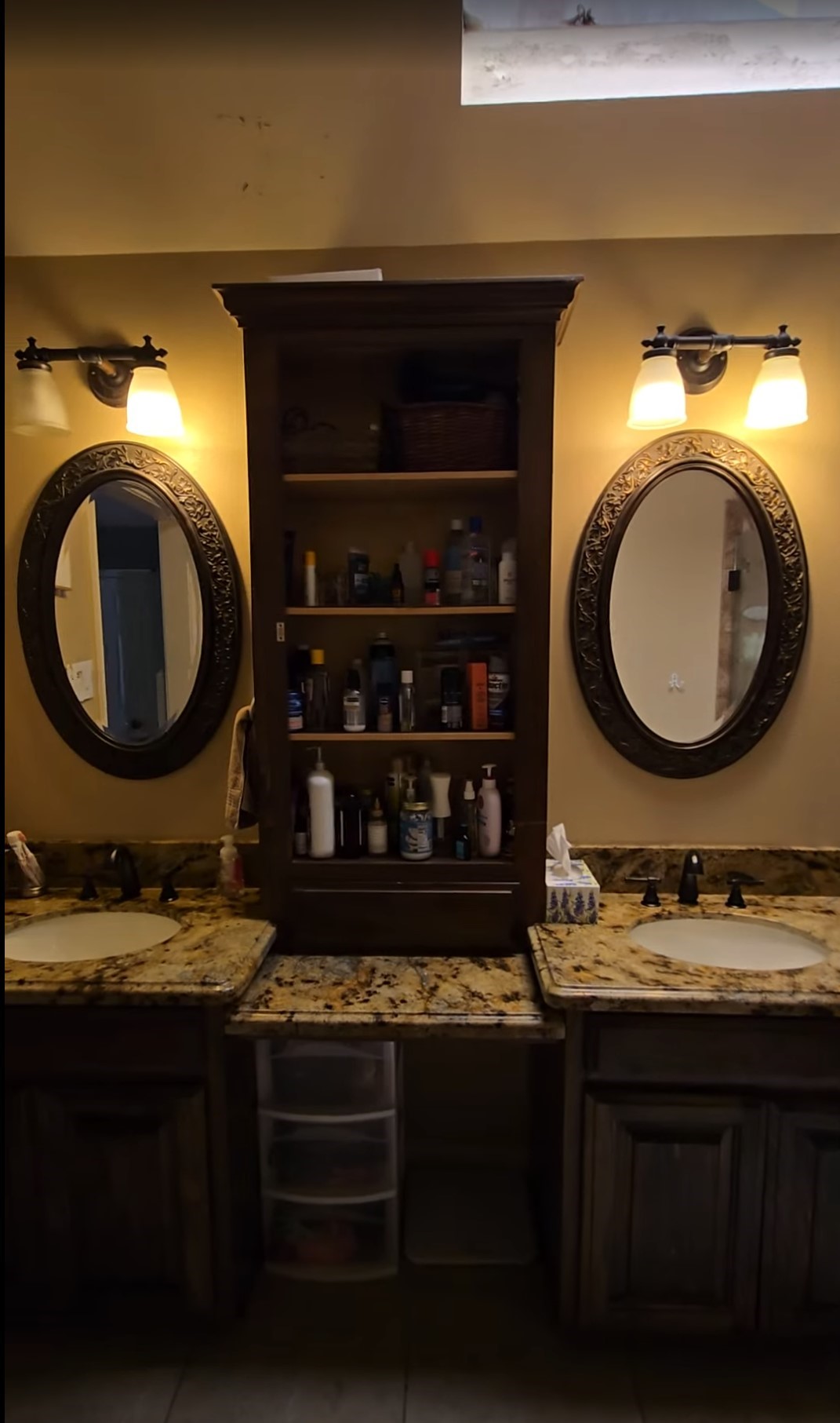 1015 Green Meadow Street Beaumont, TX 77706 - Photo 18 of 32 Double vanity in primary bath