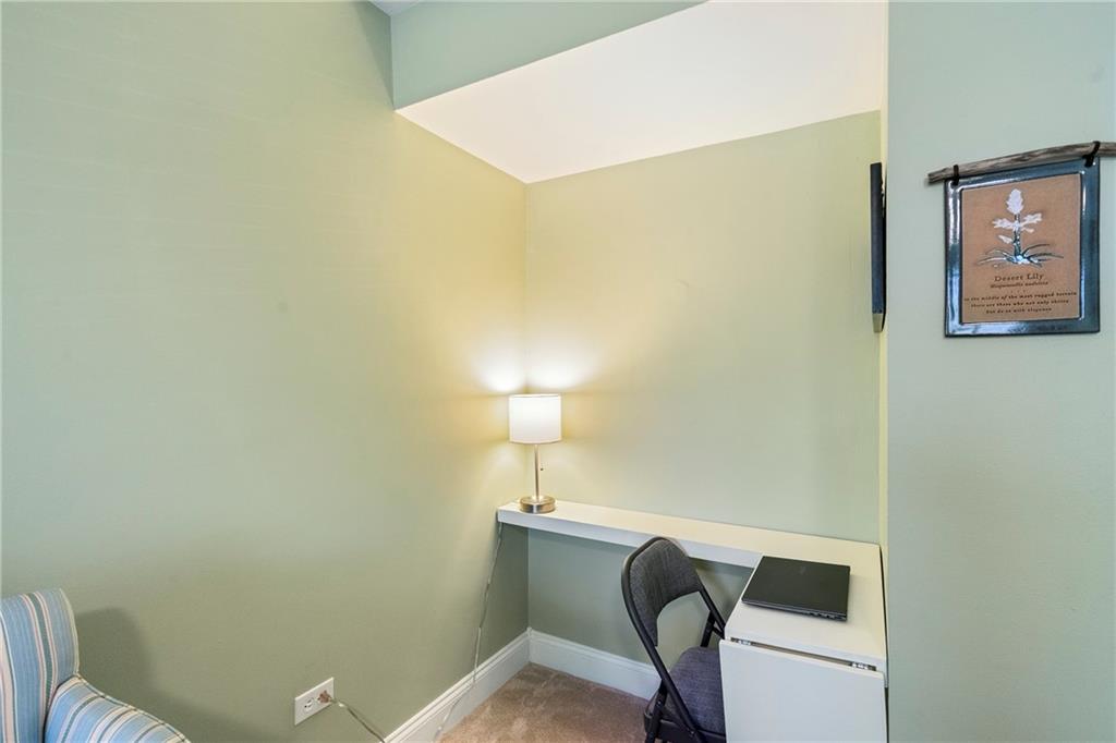 415 Bigham Street, Unit 23 Pittsburgh, PA 15211 - Photo 17 of 24 a bathroom with a toilet