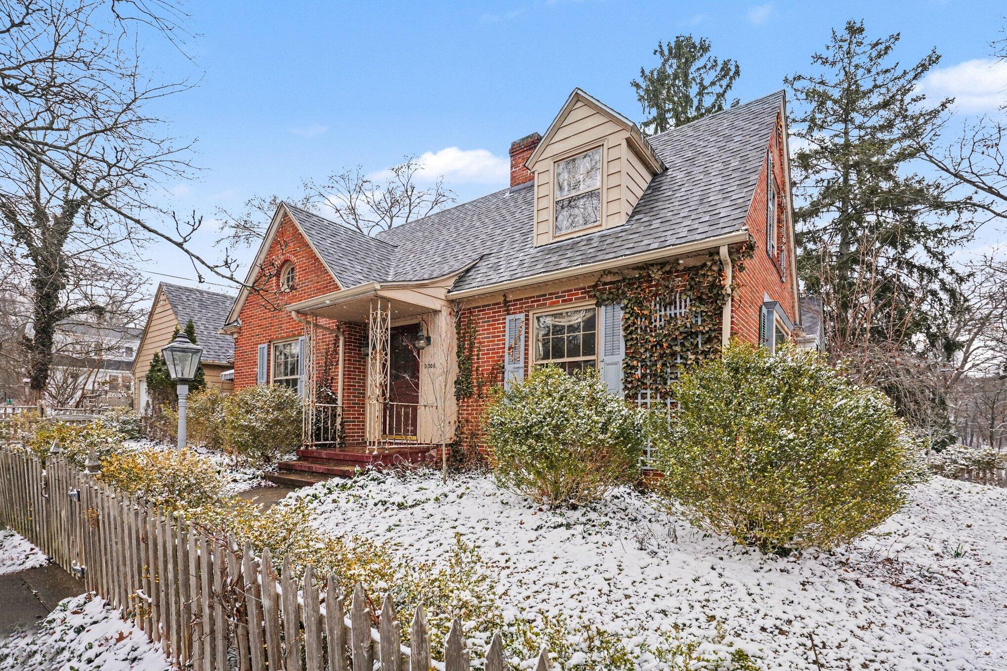 2006 Centerridge Road Kalamazoo, MI 49008 - Photo 1 of 25 002_dsc09492_328