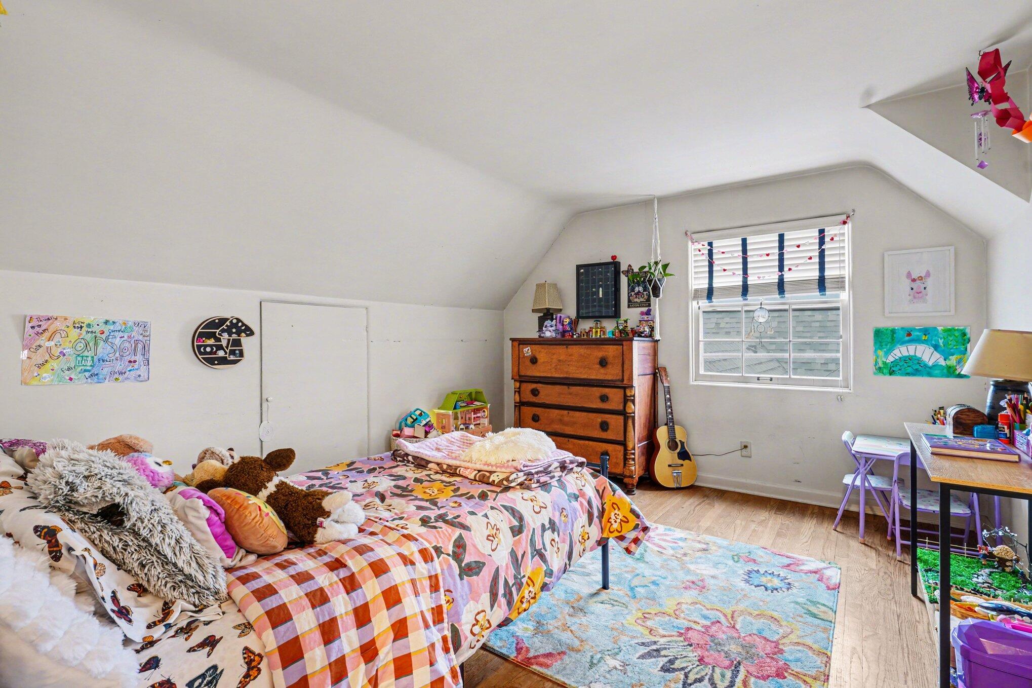 2006 Centerridge Road Kalamazoo, MI 49008 - Photo 19 of 25 020_dsc09462_580