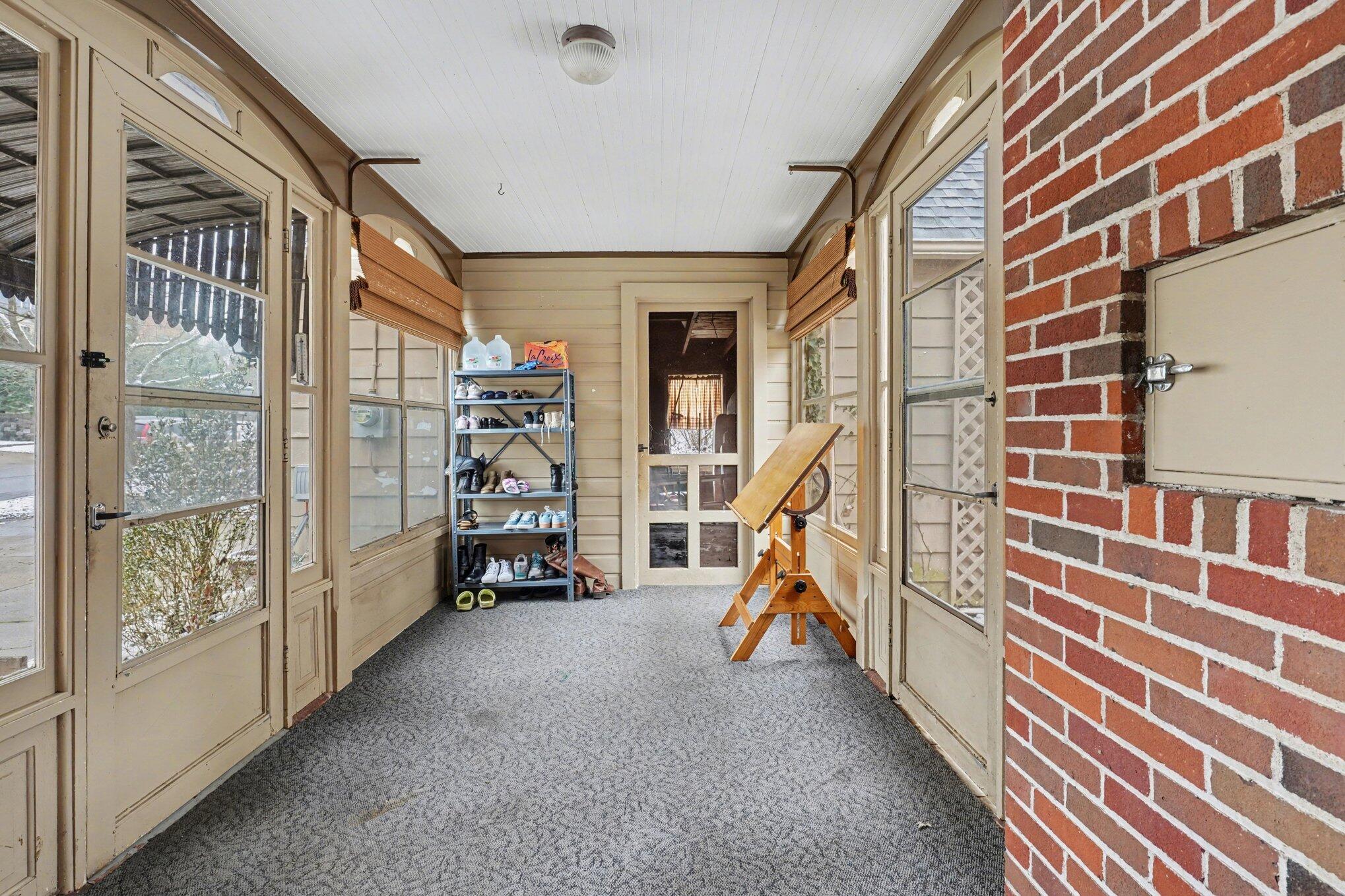 2006 Centerridge Road Kalamazoo, MI 49008 - Photo 24 of 25 025_dsc09442_642