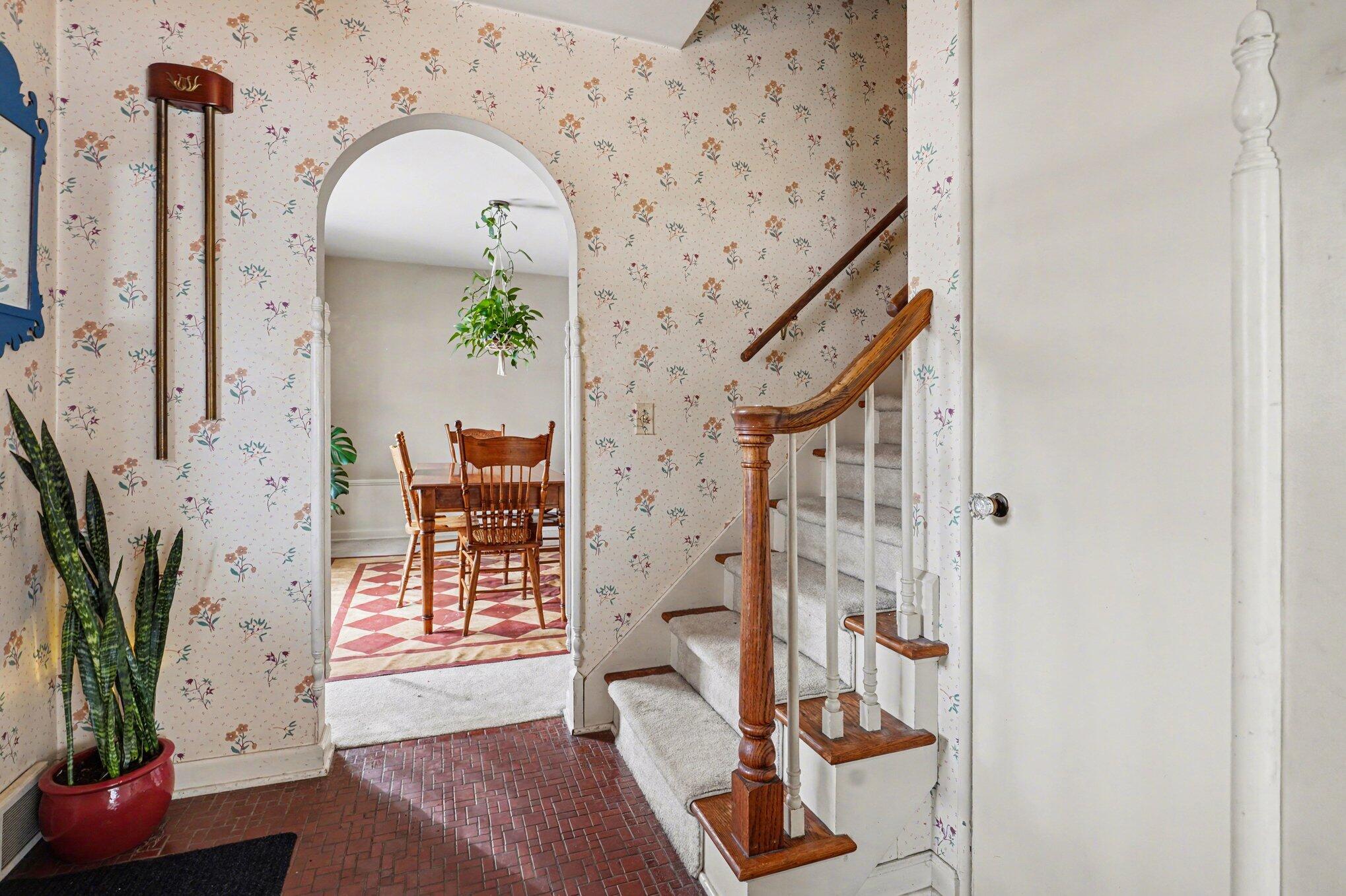 2006 Centerridge Road Kalamazoo, MI 49008 - Photo 5 of 25 006_dsc09352_236