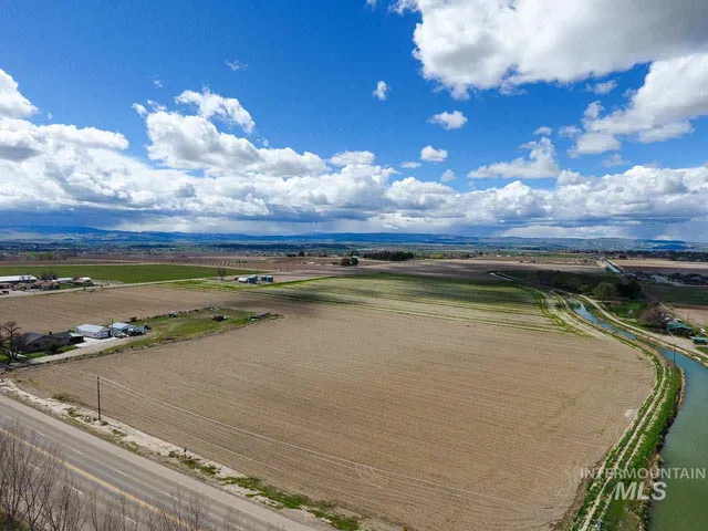 $2,875,000 | 20523 Highway 95, Wilder, ID 83676