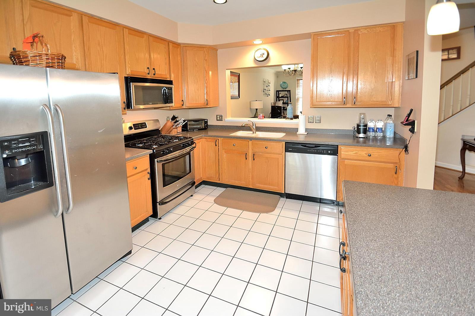 3632 Ransom Place Alexandria, VA 22306 - Photo 4 of 27 Kitchen