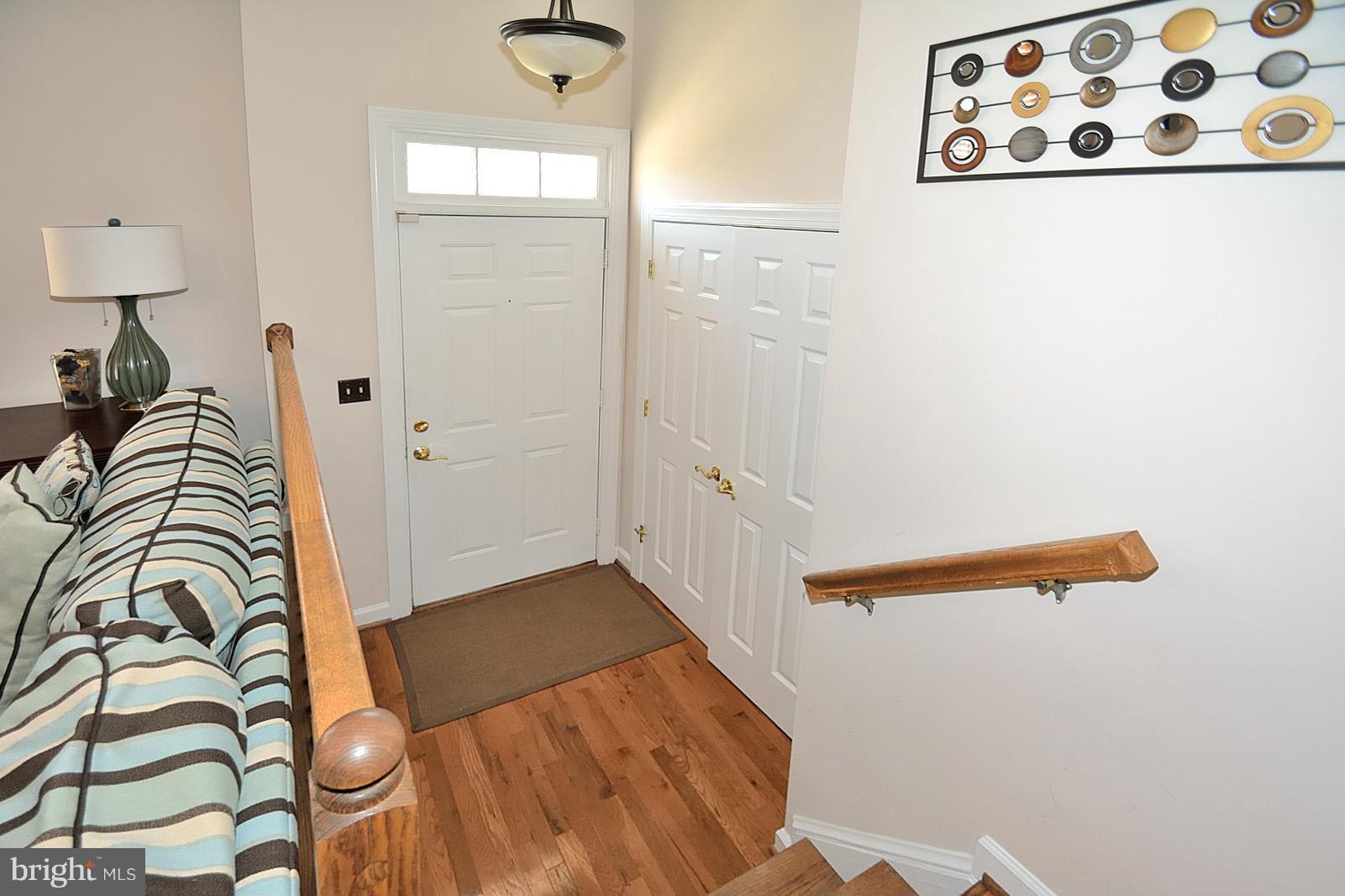 3632 Ransom Place Alexandria, VA 22306 - Photo 8 of 27 Foyer