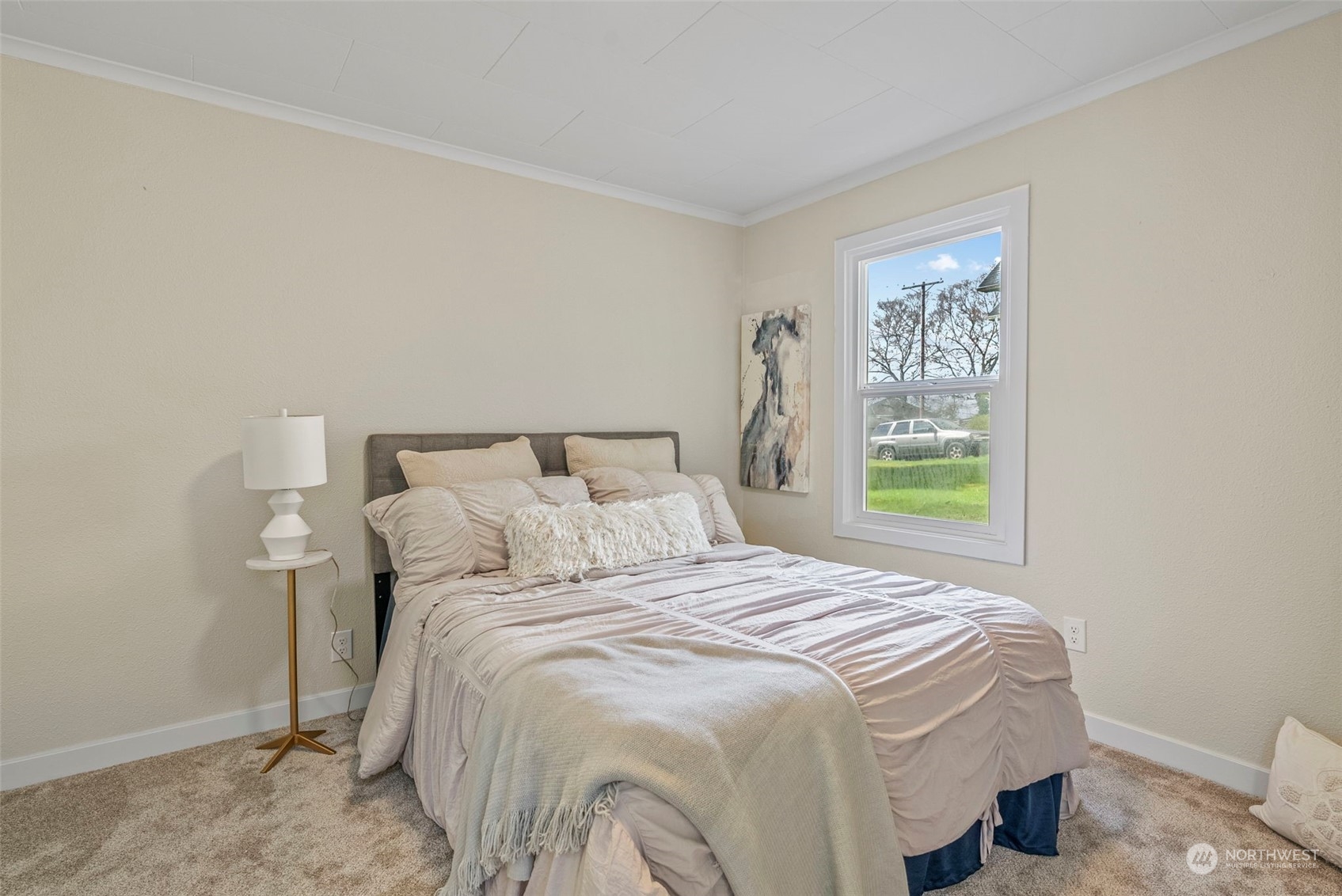 1312 Summit Street Aberdeen, WA 98520 - Photo 15 of 37 a bedroom with a bed and a window