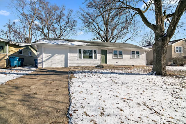 $289,999 | 208 Sycamore Lane, Momence, IL 60954