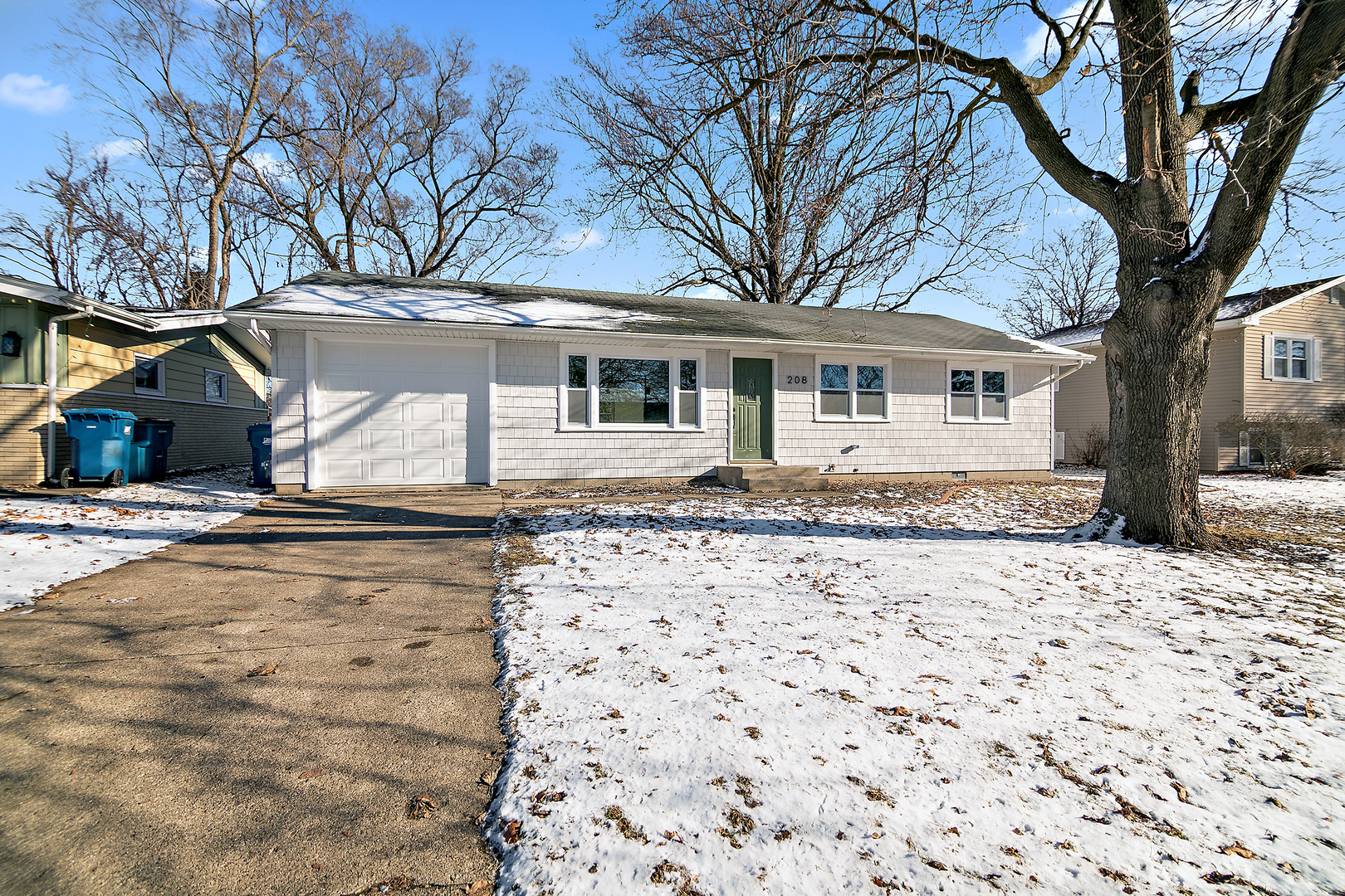 208 Sycamore Lane Momence, IL 60954 - Photo 1 of 19