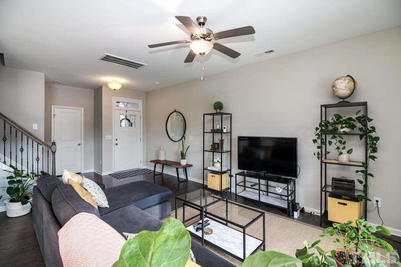 128 Zante Currant Road Durham, NC 27703 - Photo 5 of 30 Gallery Image 5