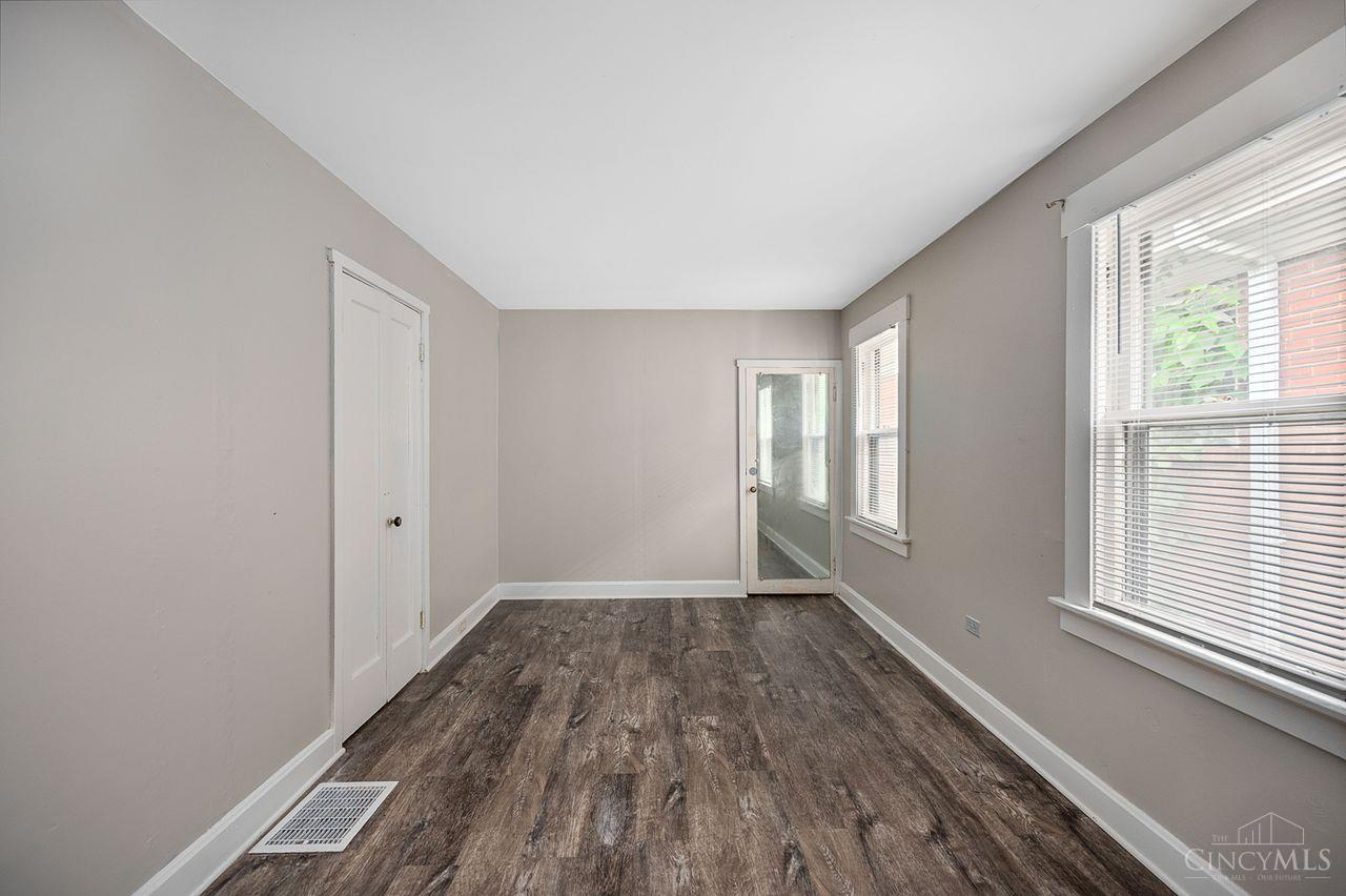 6830 Merwin Avenue Cincinnati, OH 45227 - Photo 11 of 23 Gallery Image 11