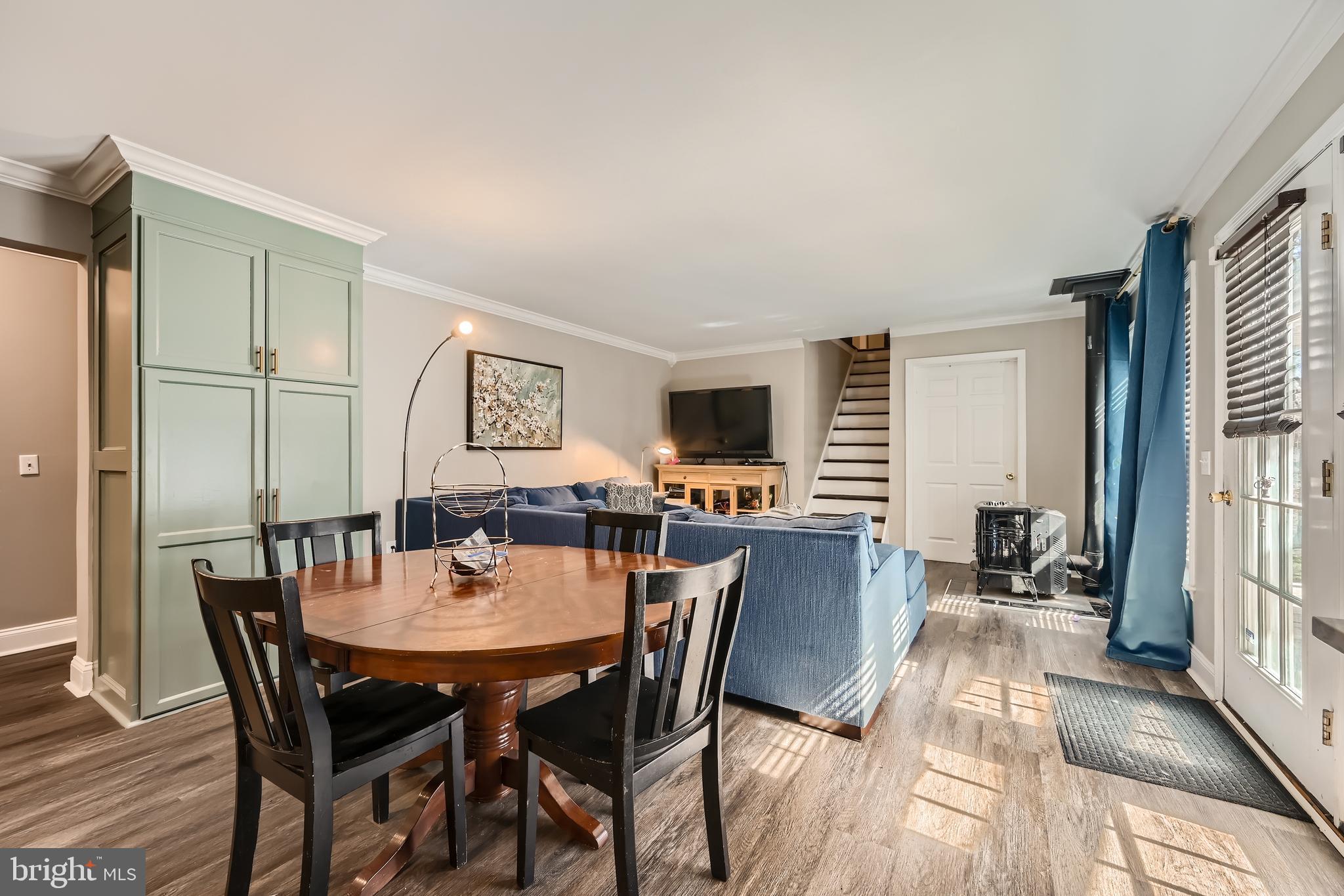 523 North Patuxent Road Odenton, MD 21113 - Photo 11 of 41 Kitchn Dining