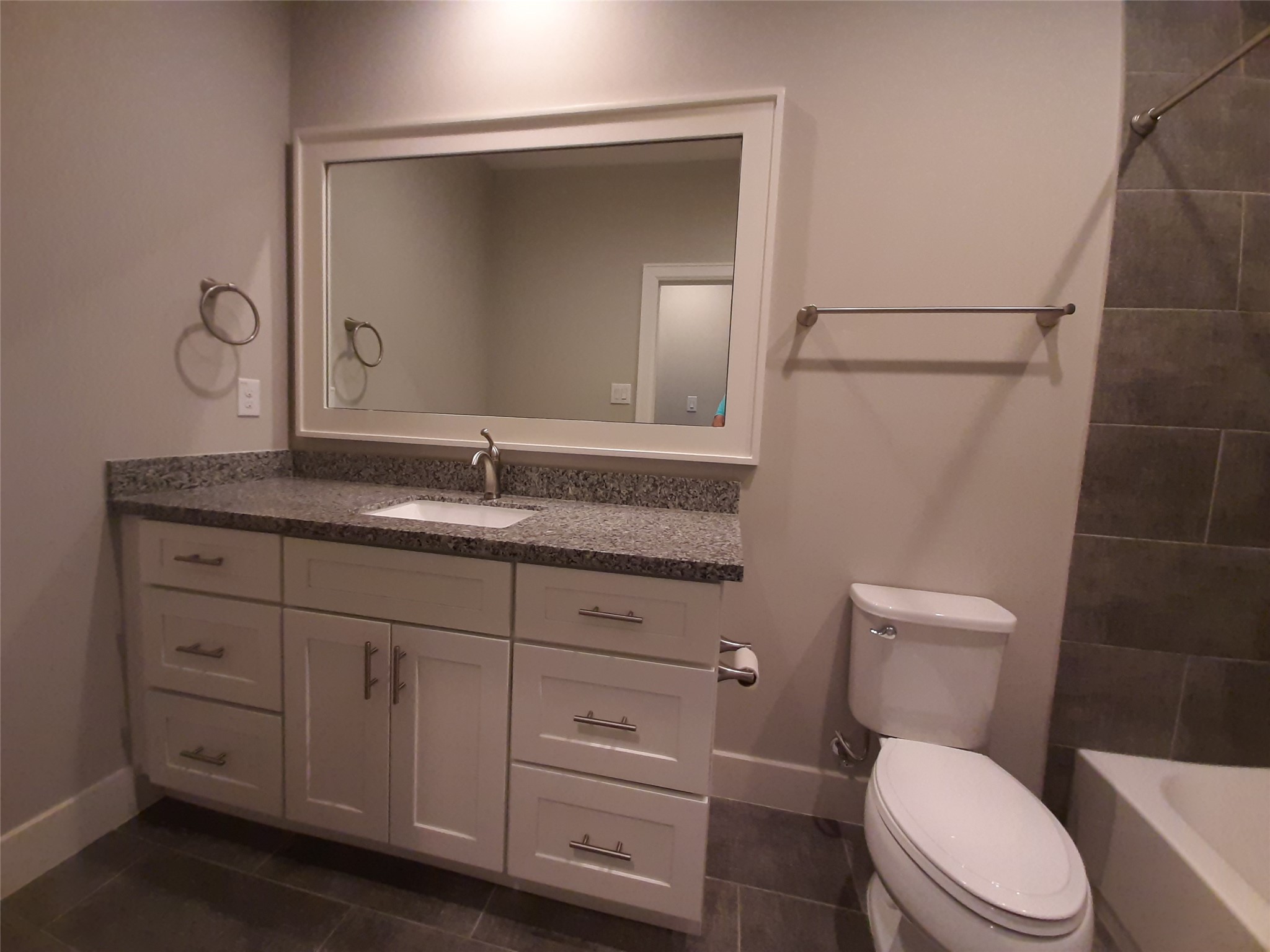 1716 Ridgewood Street Houston, TX 77006 - Photo 17 of 29 Gallery Image 17