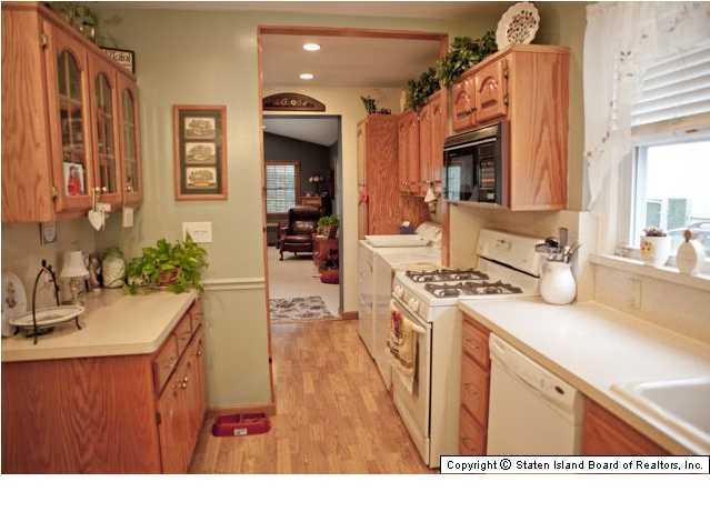 31 Grace Road Staten Island, NY 10306 - Photo 8 of 18 Additional Photo