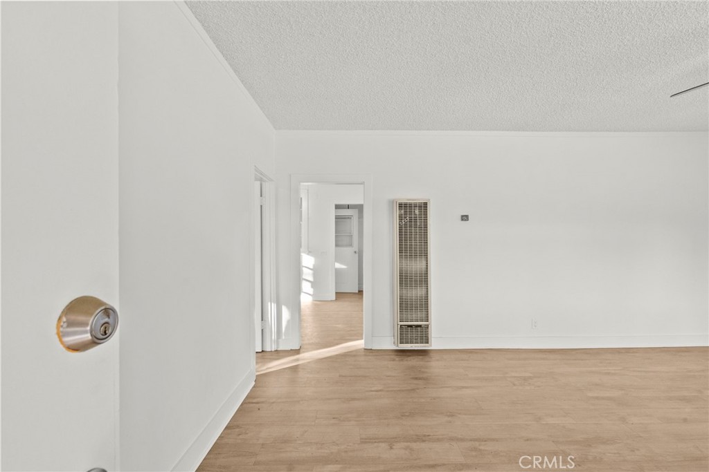 30541 Hasley Canyon Road Castaic, CA 91384 - Photo 4 of 31