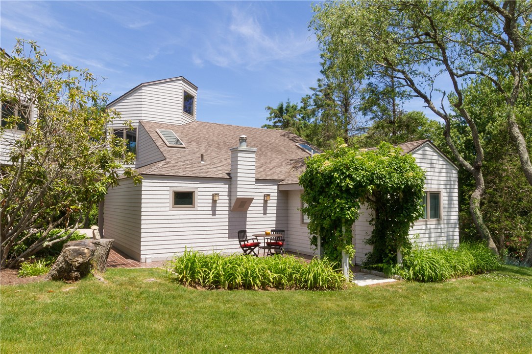10 Bottom Ridge Westerly, RI 02891 - Photo 33 of 38