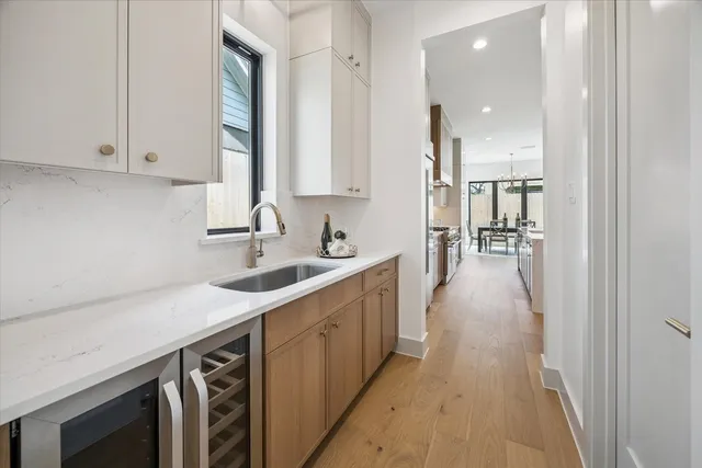 $1,599,000 | 1341 Candlelight Lane, Houston, TX 77018