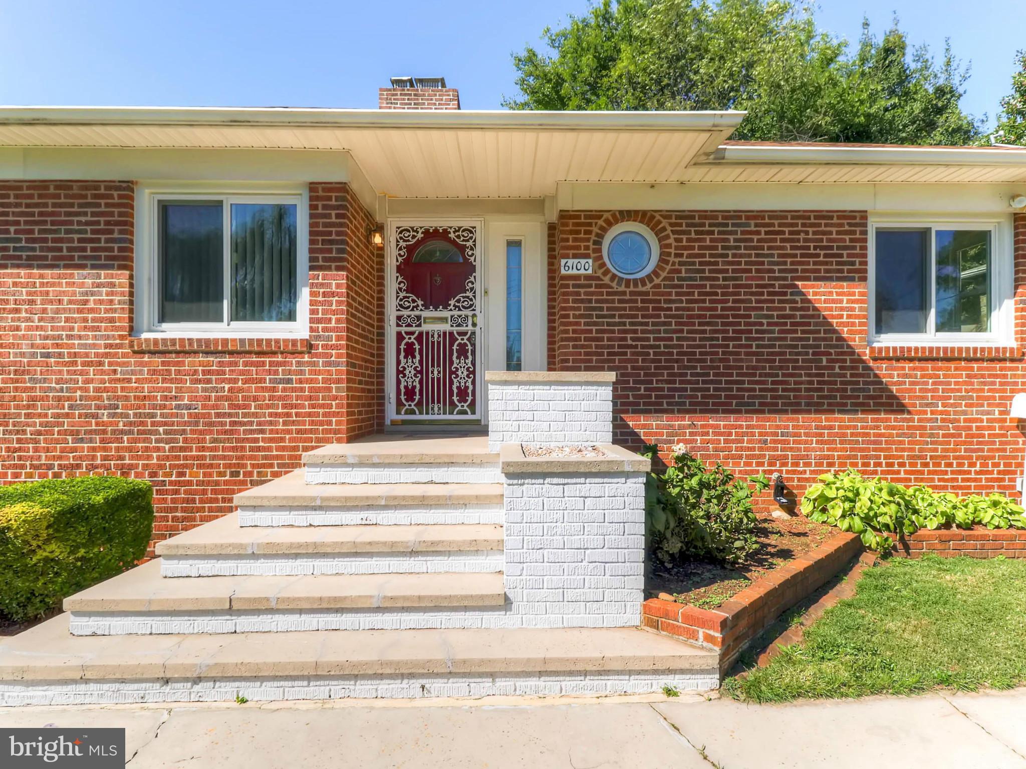 6100 Ridgeview Avenue Baltimore, MD 21206 - Photo 3 of 30 Steps up to front door