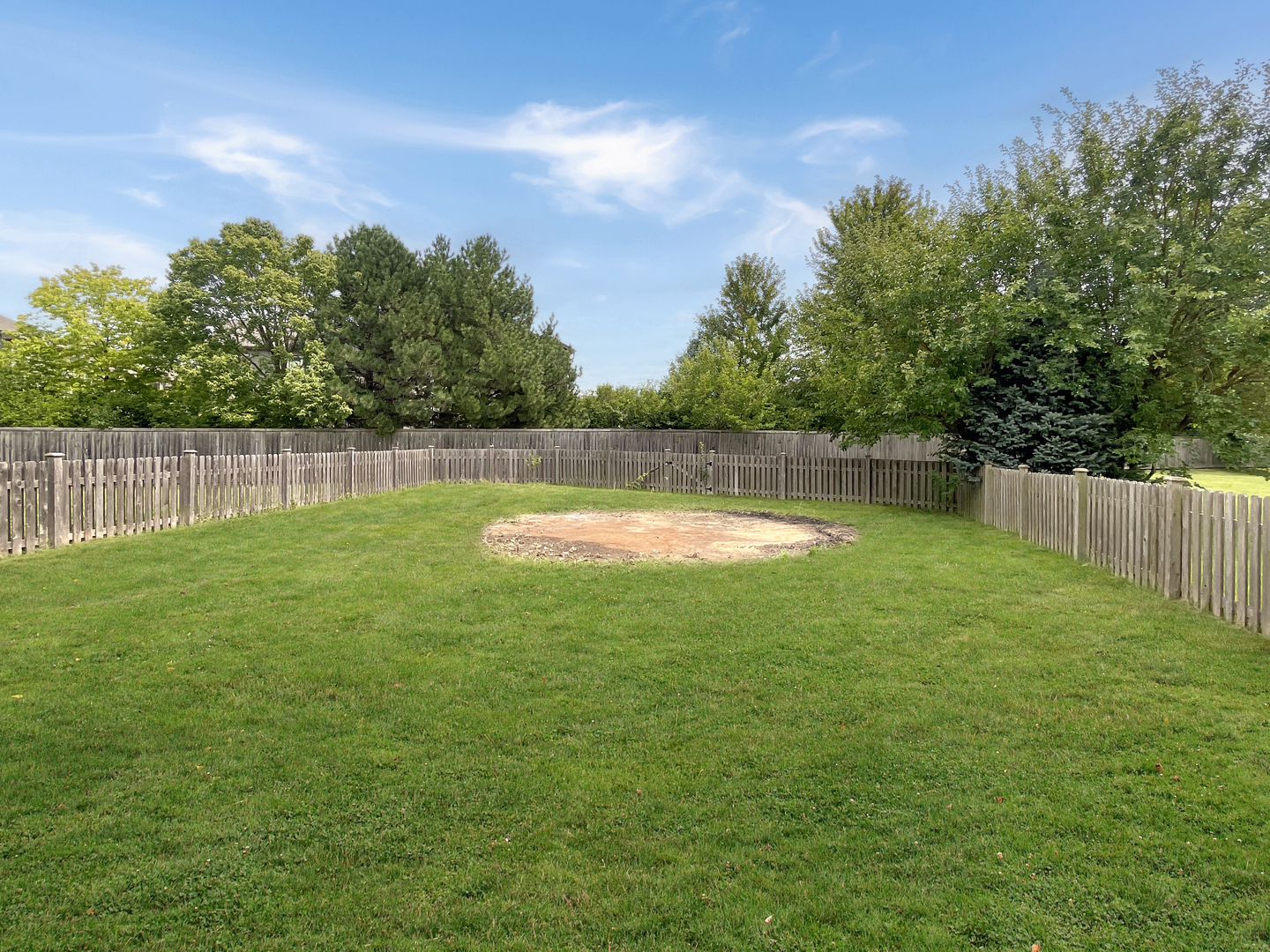 625 Edward Drive Romeoville, IL 60446 - Photo 13 of 15 a view of a swimming pool with a big yard
