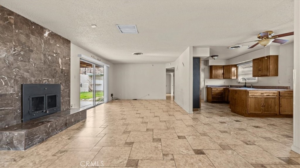 900 Keith Street Barstow, CA 92311 - Photo 4 of 40