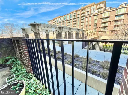 $255,000 | 520 N Street Southwest, Unit S112, Washington, DC 20024