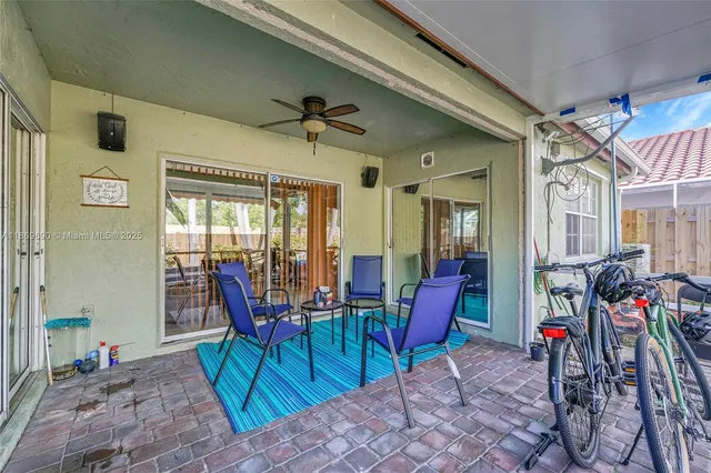 $515,000 | 5520 Northwest 49th Avenue, Coconut Creek, FL 33073