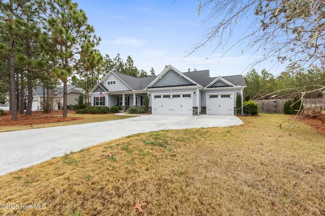 $635,000 | 822 Winston Pines Drive, Aberdeen, NC 28315