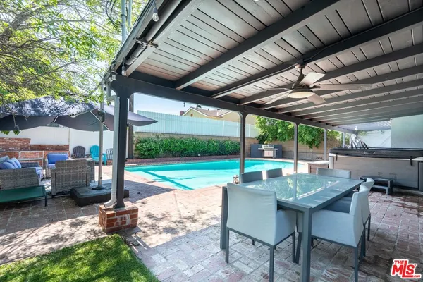 $1,150,000 | 16852 Citronia Street, Northridge, CA 91343