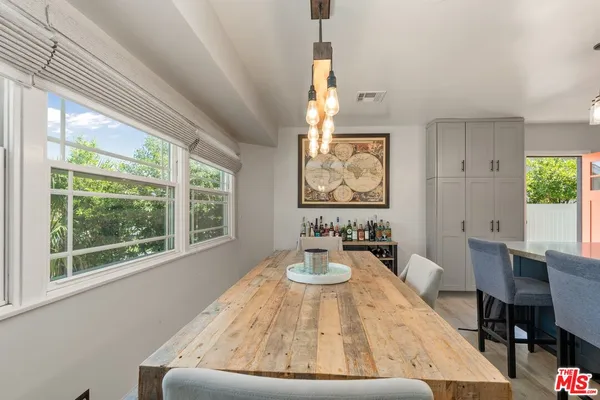 $1,150,000 | 16852 Citronia Street, Northridge, CA 91343