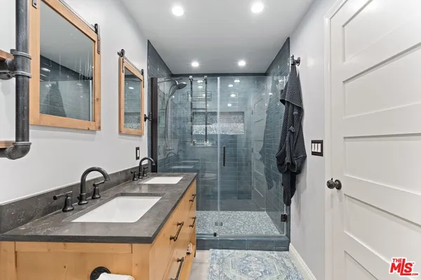 $1,150,000 | 16852 Citronia Street, Northridge, CA 91343