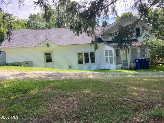 $179,900 | 215 Tuscan Road, Worcester, NY 12197