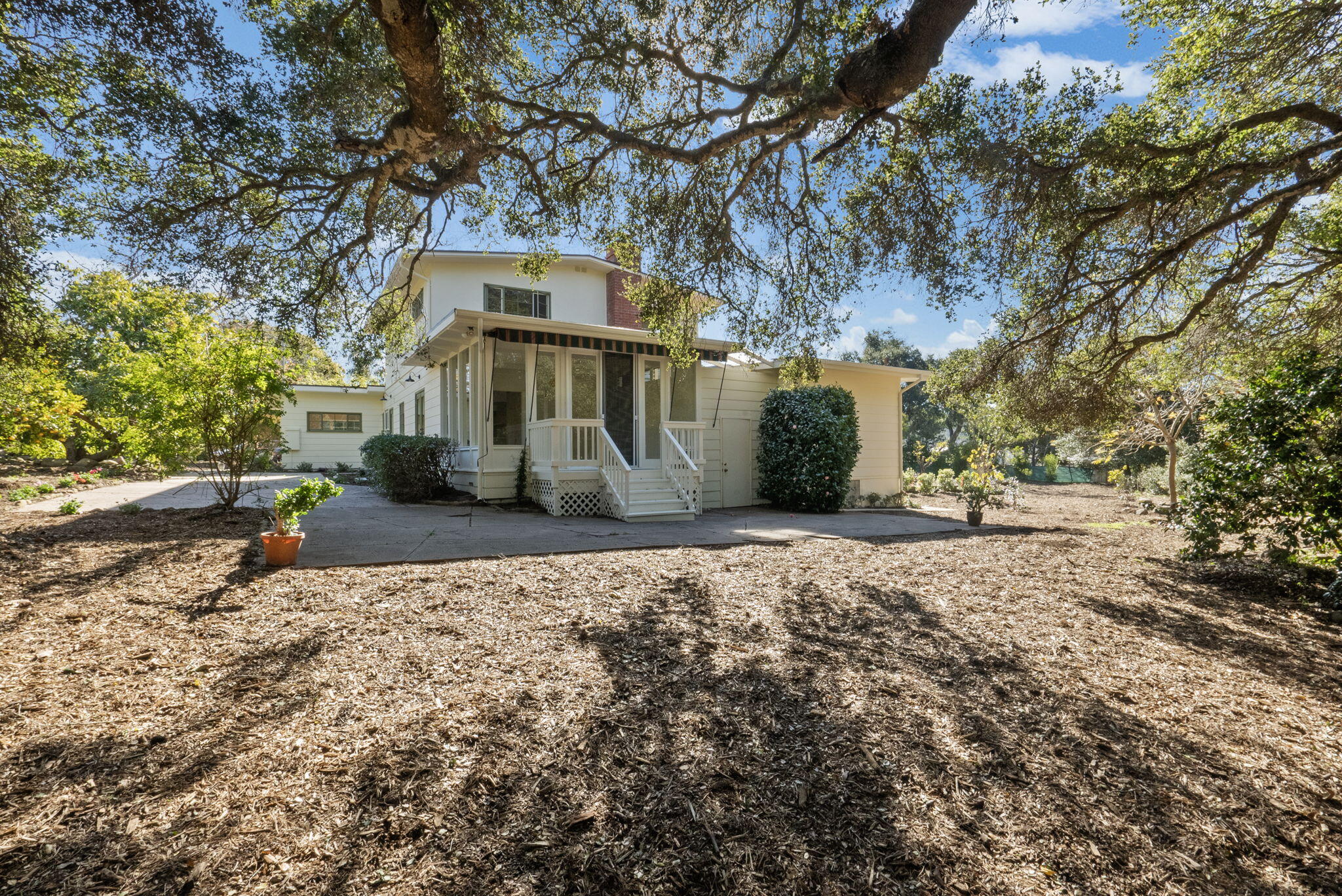 633 Tabor Lane Montecito, CA 93108 - Photo 27 of 30 a front view of a house with a yard