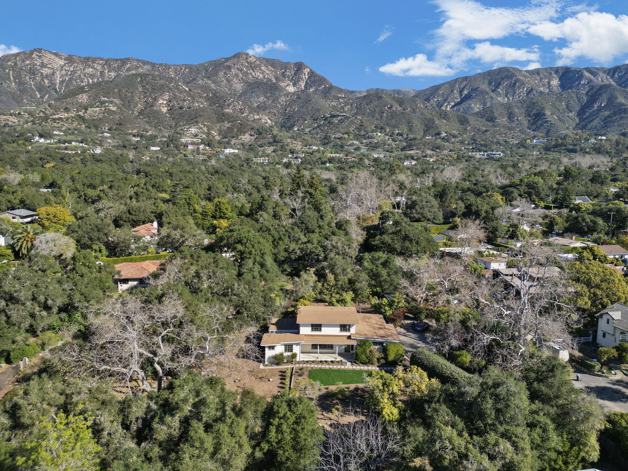 633 Tabor Lane Montecito, CA 93108 - Photo 29 of 30 a view of a city