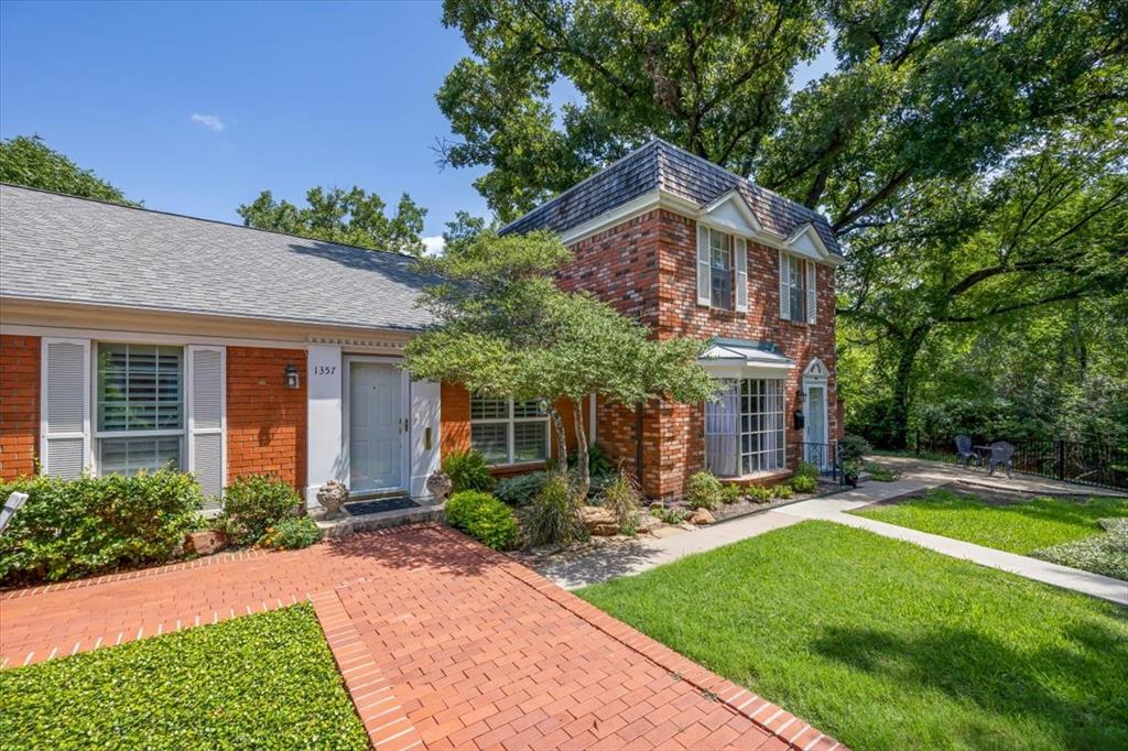 1357 Roaring Springs Road Fort Worth, TX 76114 - Photo 2 of 30
