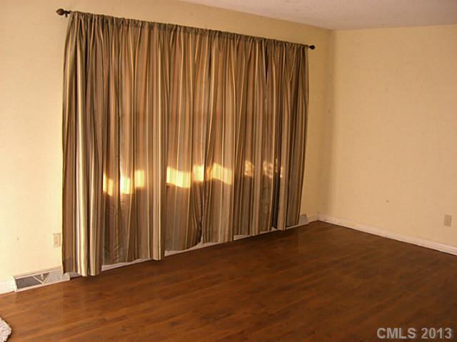 1014 North Post Road Shelby, NC 28150 - Photo 2 of 10 Gallery Image 2