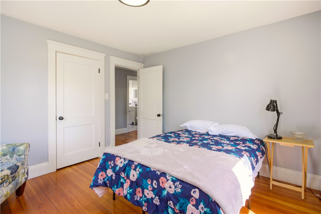 18 Harding Avenue Cranston, RI 02905 - Photo 24 of 33