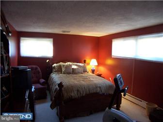 1230 Nolen Road Roslyn, PA 19001 - Photo 7 of 10 Bedroom - Main