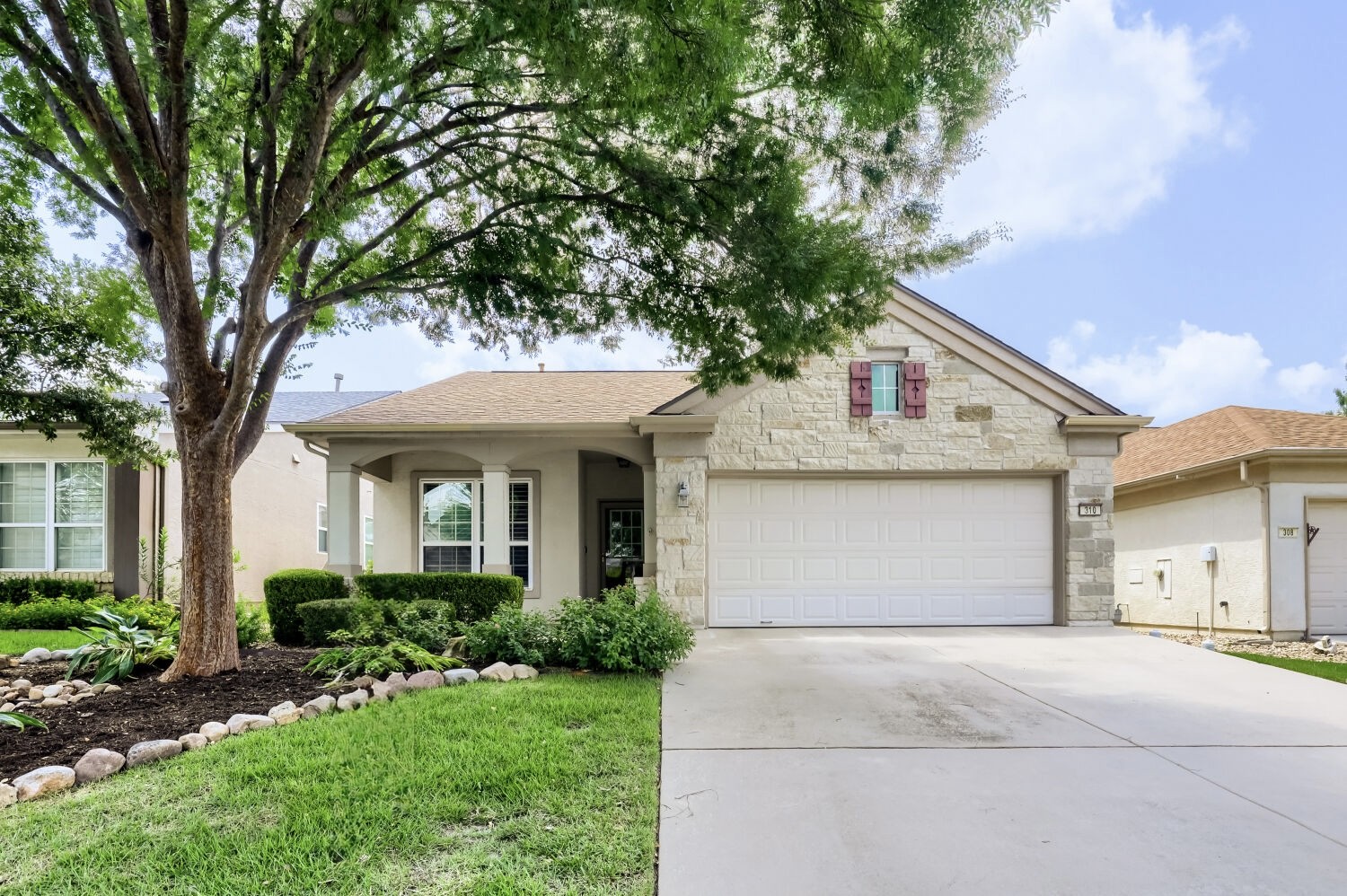 310 Crockett Loop Georgetown, TX 78633 - Photo 1 of 22 Covered front patio for your enjoyment.
