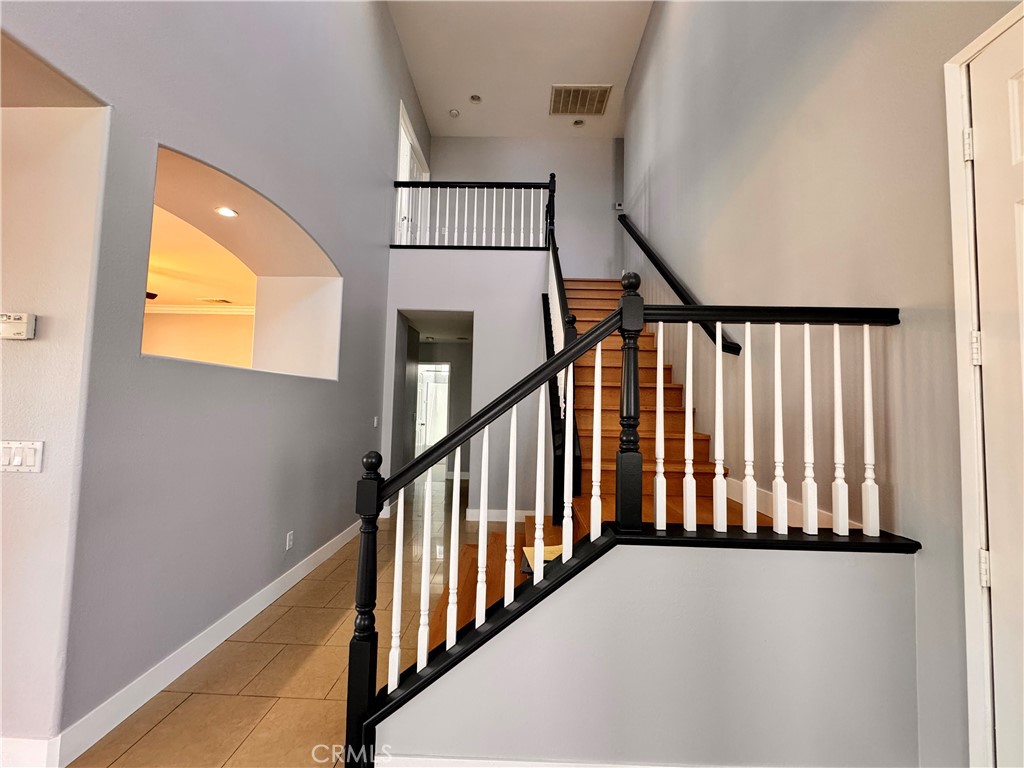 13551 Jasper Loop Eastvale, CA 92880 - Photo 16 of 47