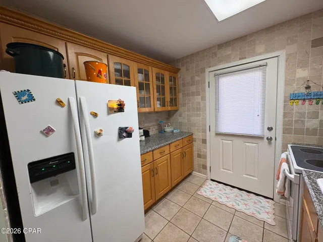 $1,850 | 2100 West Beach Drive, Unit T201, Panama City, FL 32401