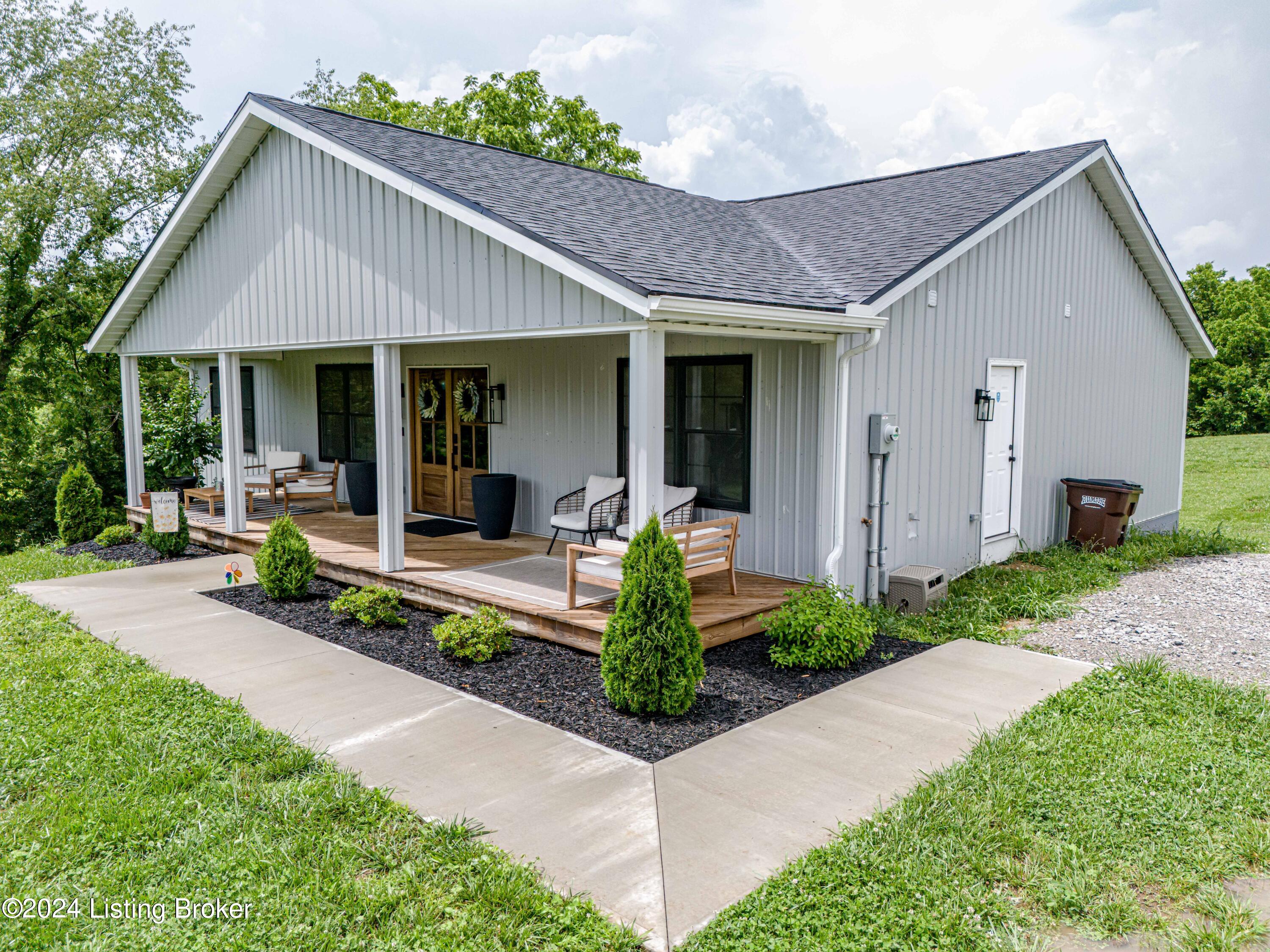 1152 South Property Road Eminence, KY 40019 - Photo 34 of 55 DJI_20240604144414_0011_D