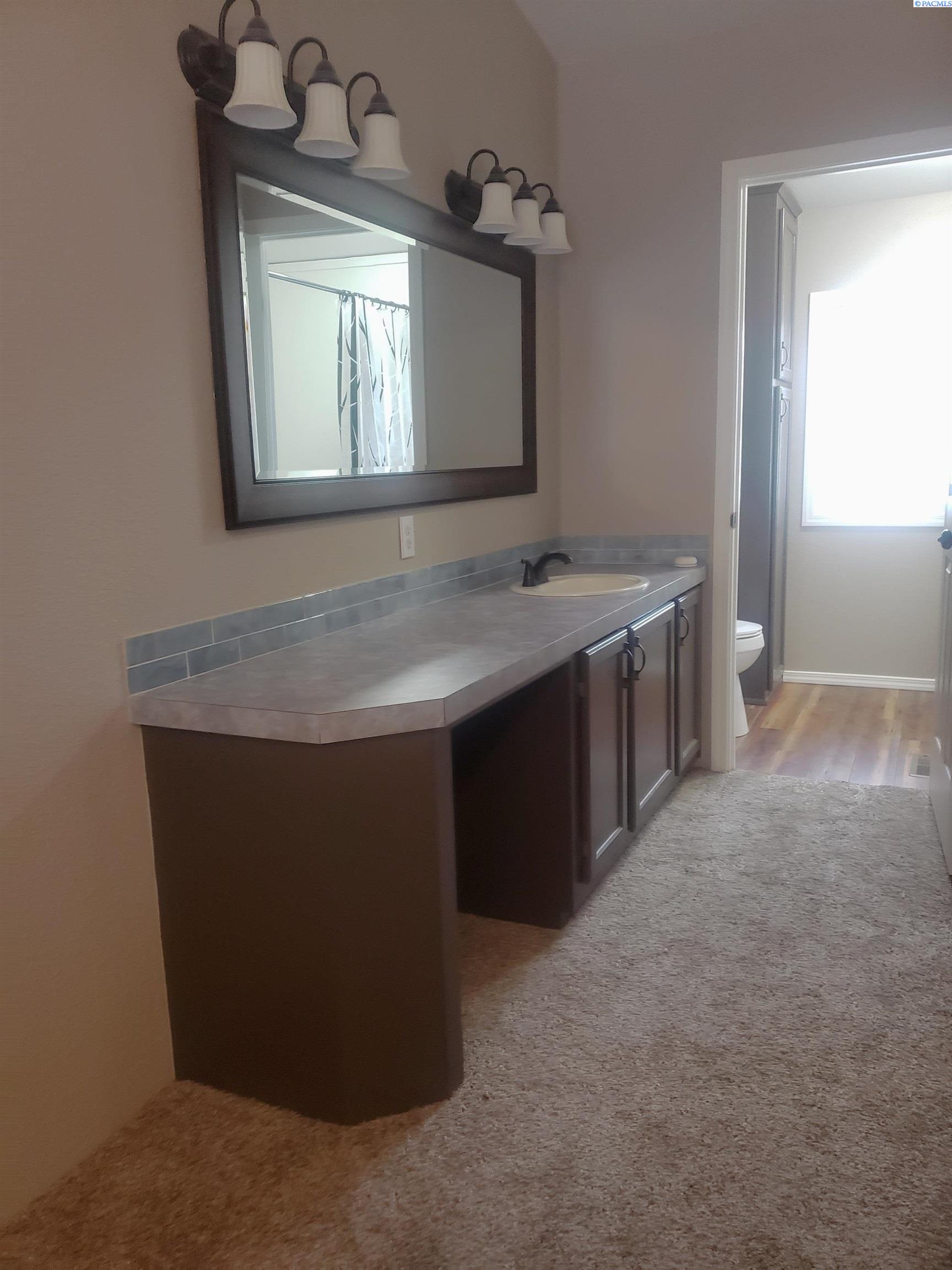 200802 East Game Farm Road, Unit 151 Kennewick, WA 99337 - Photo 9 of 14 Gallery Image 9