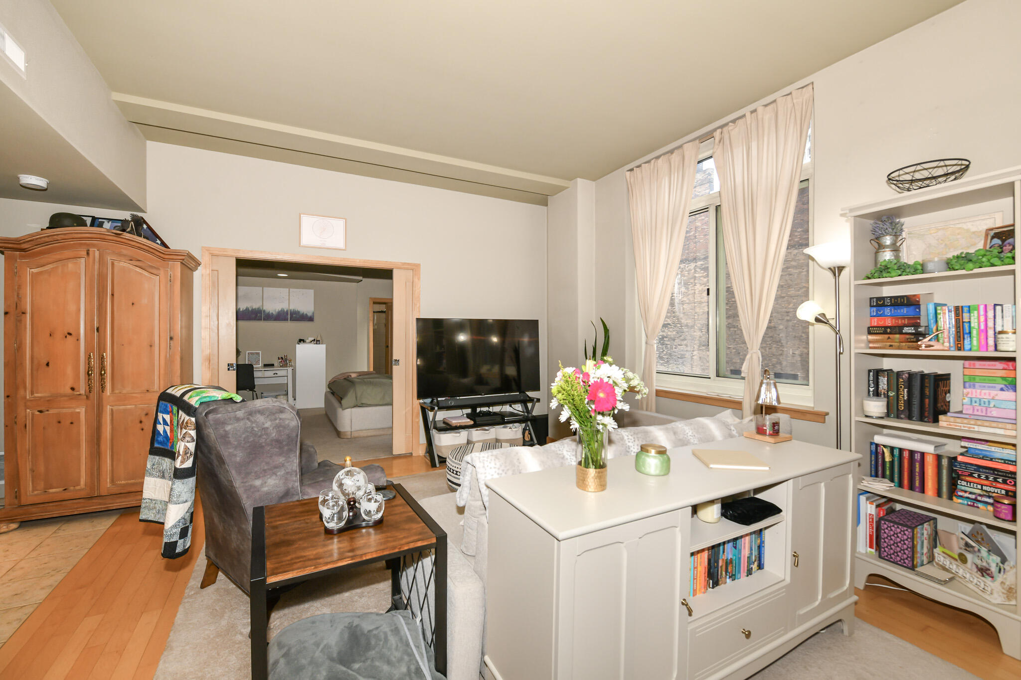 741 North Milwaukee Street, Unit 303 Milwaukee, WI 53202 - Photo 22 of 36 HEN_ (18)