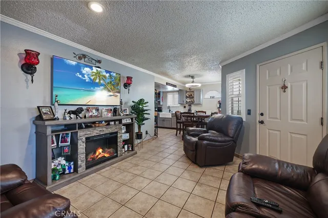 $640,000 | 9317 Elm Vista Drive, Unit 9, Downey, CA 90242