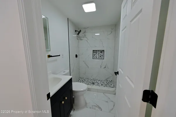 $2,700 | 318 West Main Street, Plymouth, PA 18651