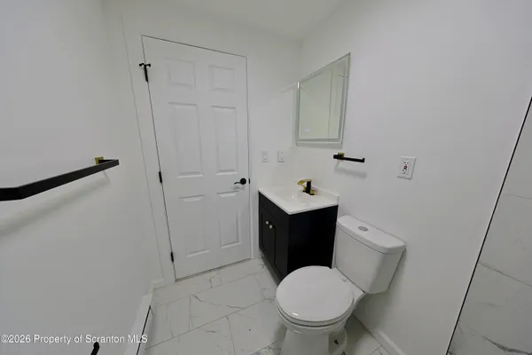 $2,700 | 318 West Main Street, Plymouth, PA 18651